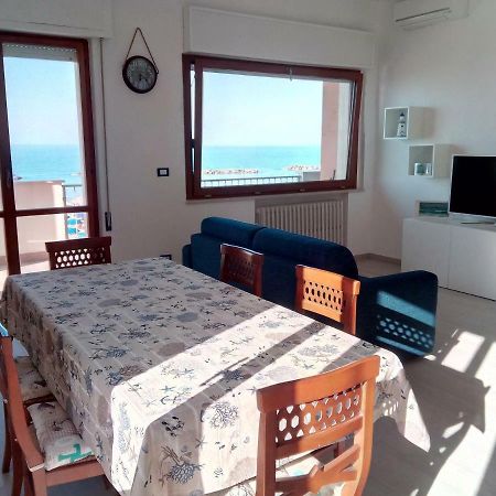 Appartamento Alba Rosa Francavilla Al Mare Exterior foto