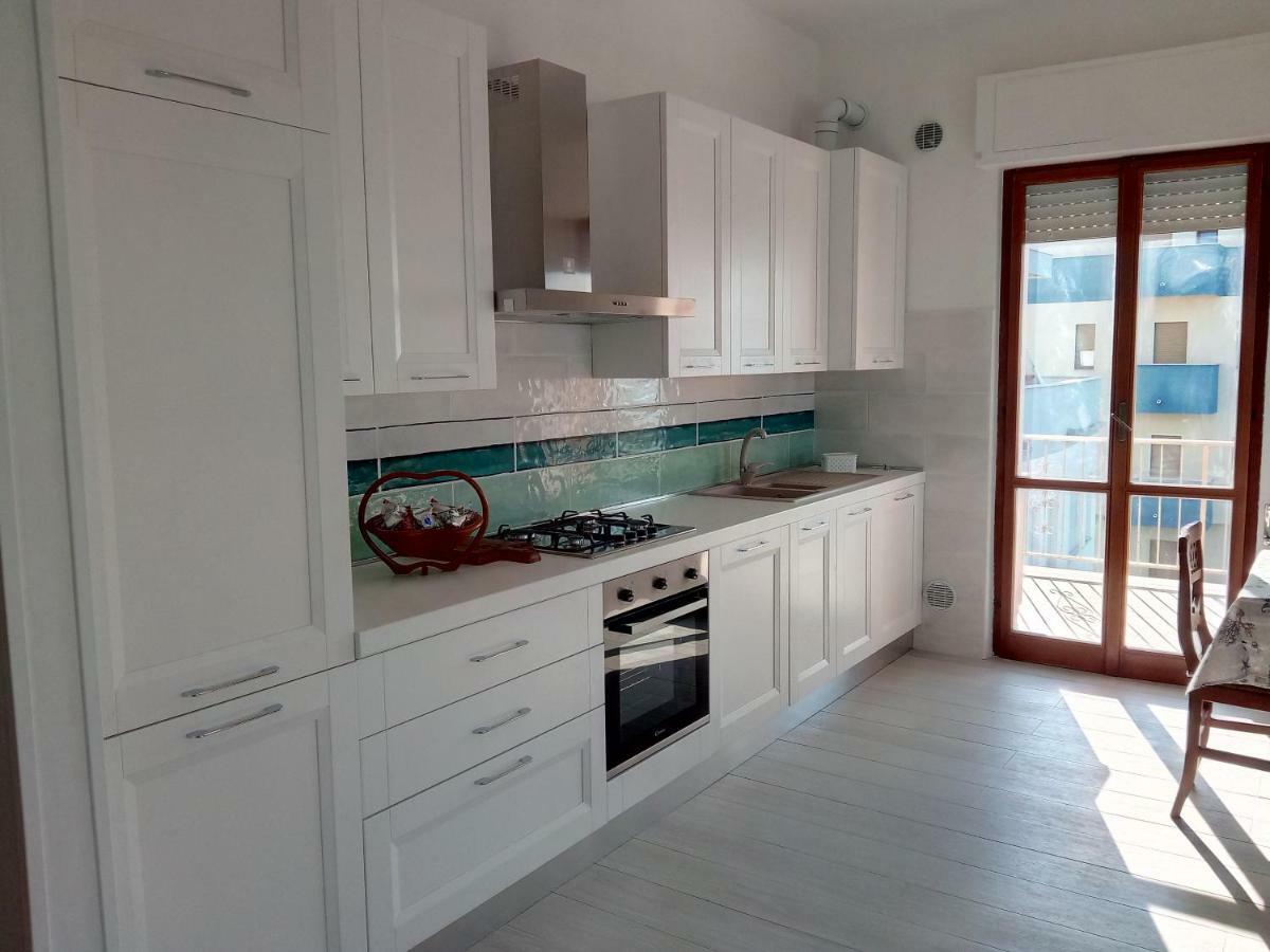 Appartamento Alba Rosa Francavilla Al Mare Exterior foto